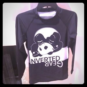 Inverted Gear rashguard size small